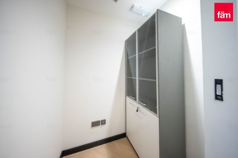 Bureau à Dubai, 163.7 m², № 115031 - photo 11