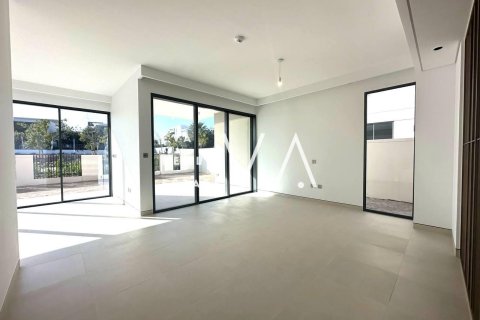 Villa in Dubai 4 bedrooms, 404.95 sq.m. № 52595 - photo 6