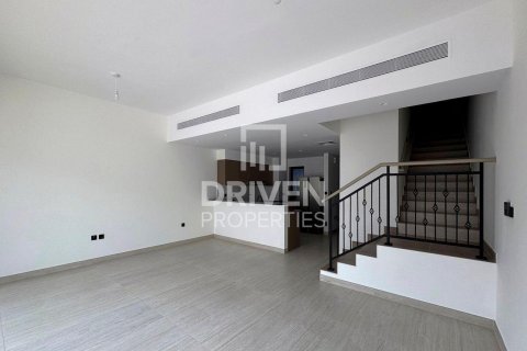 Снять в аренду таунхаус в Damac Lagoons, Дубай: 5 спален, 144м², № 129853 - фото 21