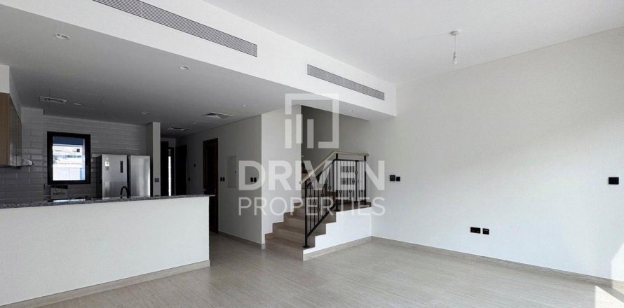 Таунхаус в Damac Lagoons, Дубай, 5 спален, 144м², № 129853