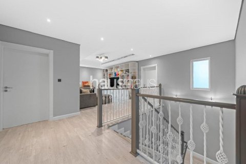 Villa en Al Furjan, Dubai, 5 dormitorios, 506 m², № 43265 - foto 8