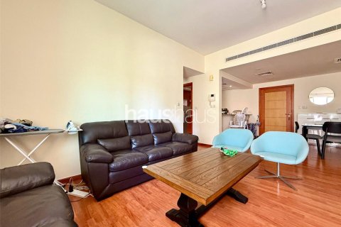 Apartamento en Al Ghozlan, Greens, Dubai, 1 dormitorio, 76 m², № 43268 - foto 4