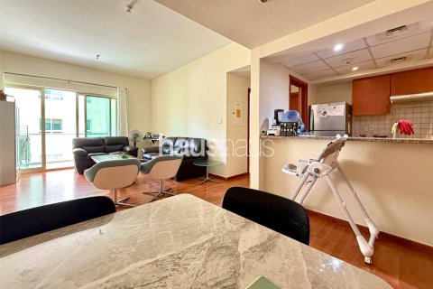 Apartamento en Al Ghozlan, Greens, Dubai, 1 dormitorio, 76 m², № 43268 - foto 2