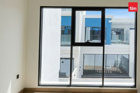 Adosado en Dubai, 3 dormitorios, 144 m², № 115404 - foto 6
