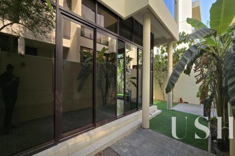 Maison de ville à DAMAC Hills (Akoya by DAMAC), Dubai, 3 chambres, 253 m², № 39727 - photo 6