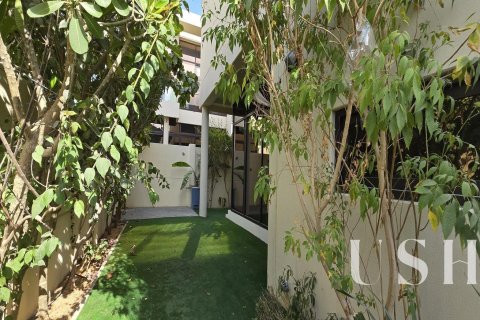 Maison de ville à DAMAC Hills (Akoya by DAMAC), Dubai, 3 chambres, 253 m², № 39727 - photo 22