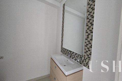 Maison de ville à DAMAC Hills (Akoya by DAMAC), Dubai, 3 chambres, 253 m², № 39727 - photo 4