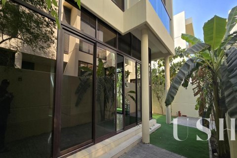 Maison de ville à DAMAC Hills (Akoya by DAMAC), Dubai, 3 chambres, 253 m², № 39727 - photo 20