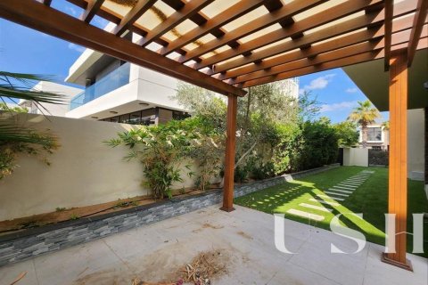 Villa in DAMAC Hills (Akoya by DAMAC), Dubai 5 bedrooms, 459 sq.m. № 39729