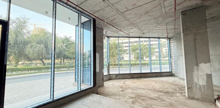Tienda en Dubai, 191.9 m², № 114268