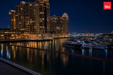 Appartement à Palm Jumeirah, Dubai, 3 chambres, 210.5 m², № 133945 - photo 16