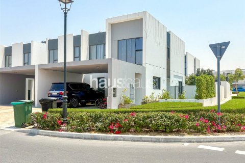 Adosado en Villanova, Dubai Land, Dubai, 4 dormitorios, 255 m², № 43722 - foto 14