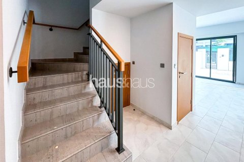 Adosado en Villanova, Dubai Land, Dubai, 4 dormitorios, 255 m², № 43722 - foto 7