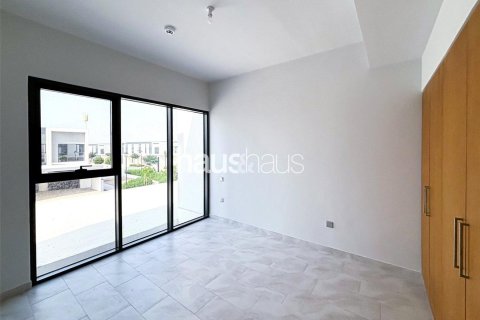 Adosado en Villanova, Dubai Land, Dubai, 4 dormitorios, 255 m², № 43722 - foto 9