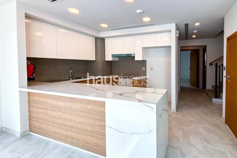 Adosado en Villanova, Dubai Land, Dubai, 4 dormitorios, 255 m², № 43722 - foto 6