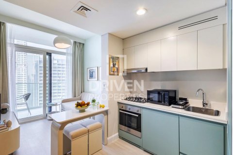 Apartamento en Business Bay, Dubai, 1 dormitorio, 43.76 m², № 140888 - foto 7