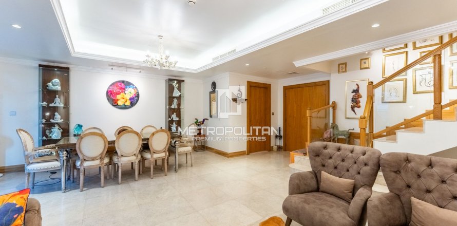 Apartment in Business Bay, Dubai 3 bedrooms, 284 sq.m. № 73462