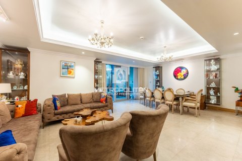 Apartment in Business Bay, Dubai 3 bedrooms, 284 sq.m. № 73462 - photo 4