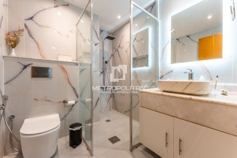 Apartment in Business Bay, Dubai 3 bedrooms, 284 sq.m. № 73462 - photo 17