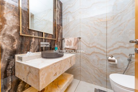 Apartment in Business Bay, Dubai 3 bedrooms, 284 sq.m. № 73462 - photo 9