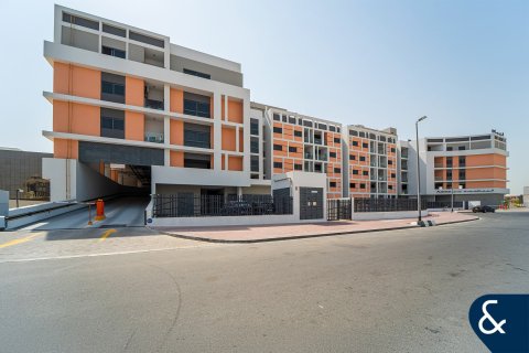 Bâtiment à Dubai Investment Park, Dubai, 178 chambres, 38691 m², № 74732