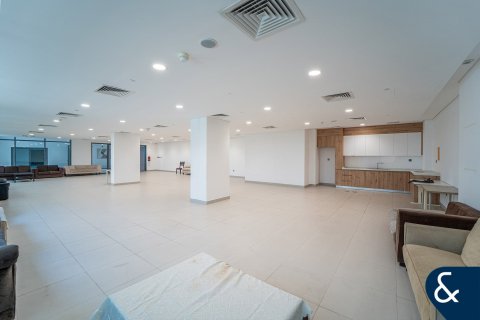Купить здание в Дубай Инвестмент Парке, Дубай: 178 спален, 38691м², № 74732 - фото 20