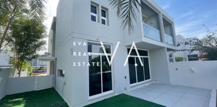 Townhouse in Dubai 3 bedrooms, 278.63 sq.m. № 52723