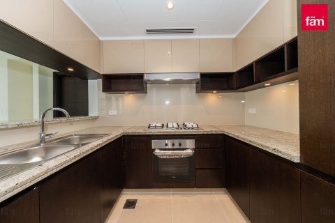 Купить квартиру в Дубае: 3 спальни, 179.4м², № 133017 - фото 13