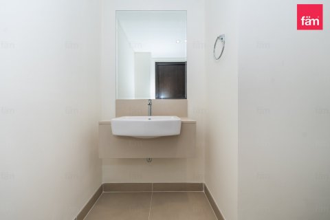 Купить квартиру в Дубае: 3 спальни, 179.4м², № 133017 - фото 5