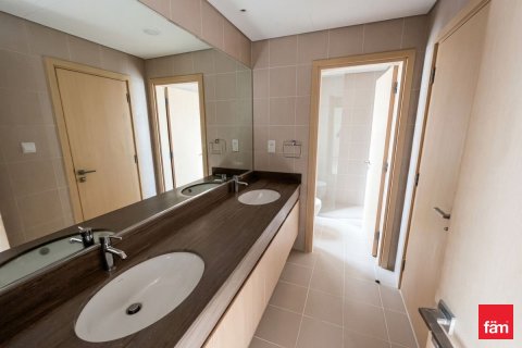 Villa en Dubai, 4 dormitorios, 400.5 m², № 111782 - foto 3