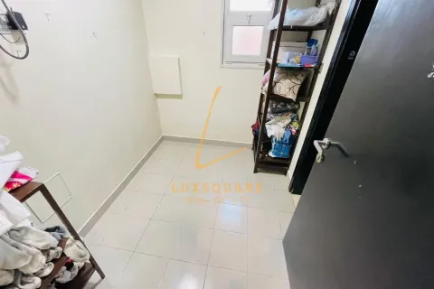 Снять в аренду виллу в Джумейра Вилладж Серкл, Дубай: 3 спальни, 729м², № 139549 - фото 9