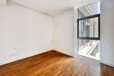 Снять в аренду квартиру в Аль-Васле, Дубай: 3 спальни, 203м², № 139553 - фото 19