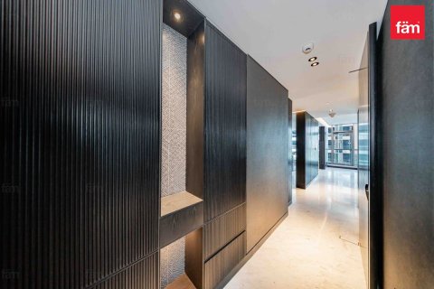 Apartment in Business Bay, Dubai 3 bedrooms, 245.6 sq.m. № 121958 - photo 28