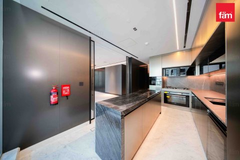 Apartment in Business Bay, Dubai 3 bedrooms, 245.6 sq.m. № 121958 - photo 15