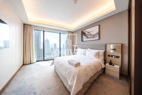 Снять в аренду квартиру в The Address Residences Dubai Opera, Даунтаун Дубай (Даунтаун Бурдж Дубай), Дубай: 2 спальни, 111.48м², № 128698 - фото 5