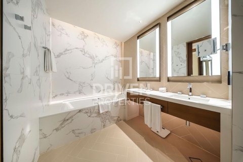 Снять в аренду квартиру в The Address Residences Dubai Opera, Даунтаун Дубай (Даунтаун Бурдж Дубай), Дубай: 2 спальни, 111.48м², № 128698 - фото 10