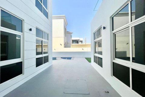 Villa à Al Barsha, Dubai, 5 chambres, 903.64 m², № 52611 - photo 12