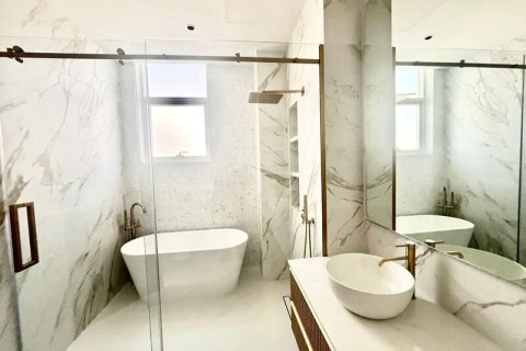 Villa à Al Barsha, Dubai, 5 chambres, 903.64 m², № 52611 - photo 7