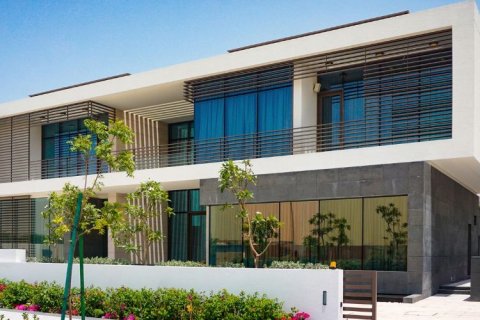 Villa à Jumeirah Village Circle, Dubai, 7 chambres, 1520 m², № 54682