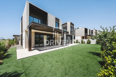 Villa en Dubai Hills Estate, Dubai, 5 dormitorios, 875.52 m², № 140292 - foto 26