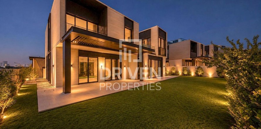 Villa en Dubai Hills Estate, Dubai, 5 dormitorios, 875.52 m², № 140292