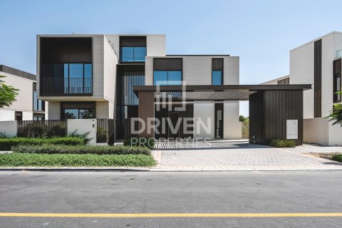 Villa en Dubai Hills Estate, Dubai, 5 dormitorios, 875.52 m², № 140292 - foto 2
