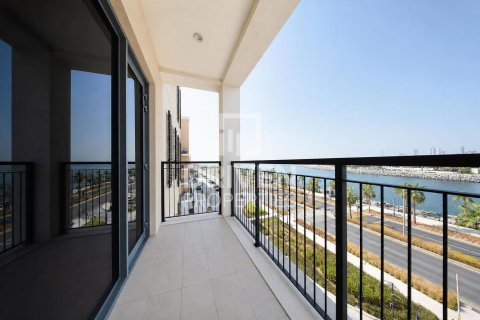 Снять в аренду квартиру в La Mer, Джумейра, Дубай: 2 спальни, 112.13м², № 128794 - фото 2