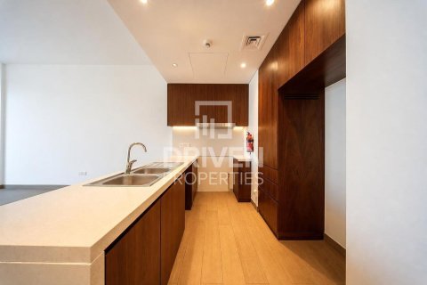 Снять в аренду квартиру в La Mer, Джумейра, Дубай: 2 спальни, 112.13м², № 128794 - фото 11