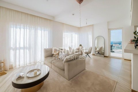 Снять в аренду квартиру в Urban Oasis, Бизнес-Бэй, Дубай: 3 спальни, 176.42м², № 128803 - фото 2