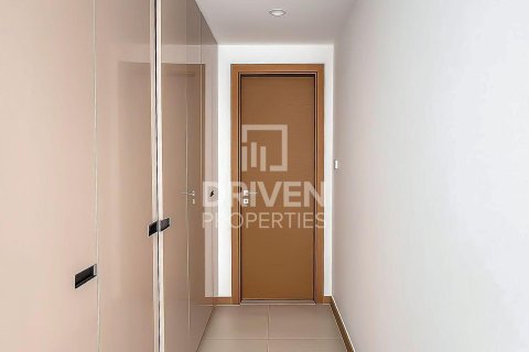 Снять в аренду квартиру в Urban Oasis, Бизнес-Бэй, Дубай: 3 спальни, 176.42м², № 128803 - фото 6