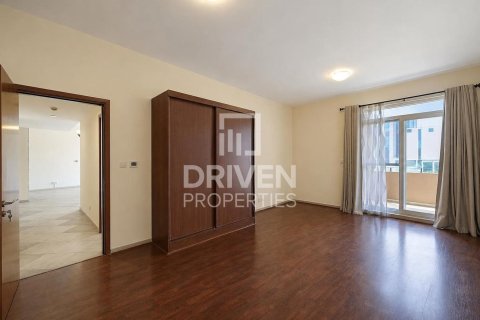 Снять в аренду квартиру в Motor City, Дубай: 2 спальни, 157.38м², № 138792 - фото 13