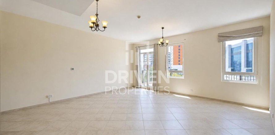 Квартира в Motor City, Дубай, 2 спальни, 157.38м², № 138792