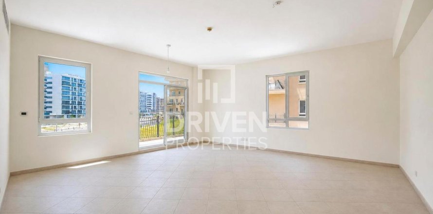 Apartment in Motor City, Dubai 3 bedrooms, 224.18 sq.m. № 138793