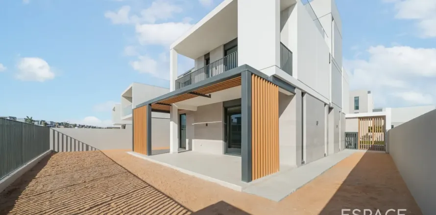 Maison de ville à Arabian Ranches 3, Dubai, 4 chambres, 384 m², № 122984